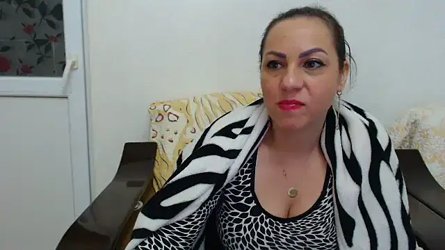 Snapshot of MissElla chatting on January 12, 2026, 11:53 pm MissElla online show from January 12, 2026, 11:53 pm
