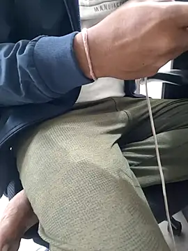 divyansh hyderabadi online show from December 19, 2025, 12:51 pm