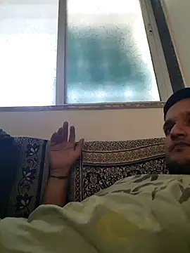 Snapshot of Jonrobinso chatting on March 16, 2025, 12:44 pm Jonrobinso online show from March 16, 2025, 12:44 pm