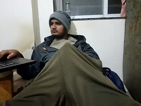 Jonrobinso online show from December 5, 2025, 4:38 pm