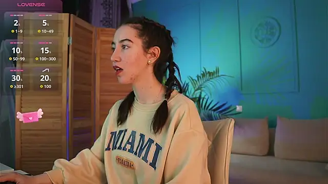 Belle Via online show from November 27, 2025, 5:46 pm