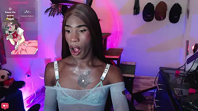 Snapshot of Kendall_Gil chatting on February 17, 2026, 7:33 pm Kendall Gil online show from February 17, 2026, 7:33 pm