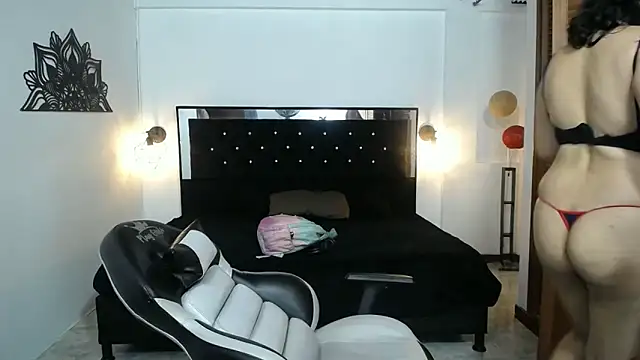 candy hairy online show from March 19, 2025, 2:59 am