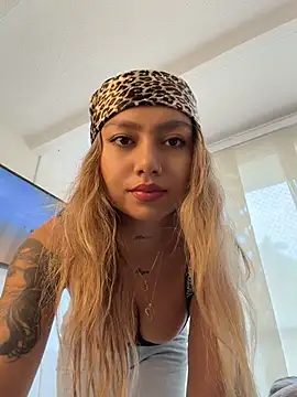 Snapshot of amanda-medrano1 chatting on June 4, 2026, 2:22 pm amanda-medrano1 online show from June 4, 2026, 2:22 pm