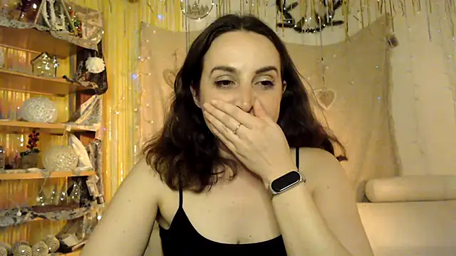 AskMeStandUp online show from February 19, 2026, 11:45 pm