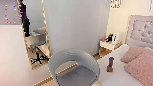 Snapshot of escarleth__ chatting on July 21, 2026, 12:50 pm escarleth online show from July 21, 2026, 12:50 pm
