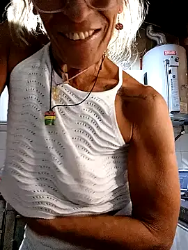 sabinytahot online show from January 2, 2025, 4:41 am