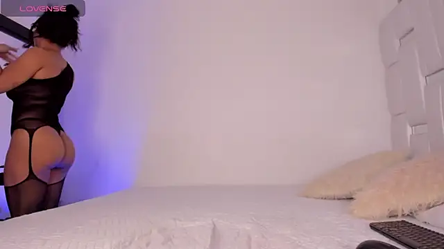 alanajonhsonm online show from February 23, 2025, 6:38 am