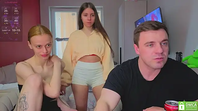 fcjuicy pussy online show from May 31, 2026, 12:33 pm