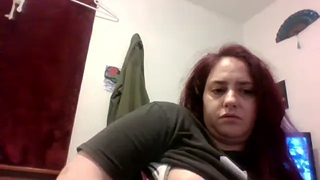 lilbishmiss online show from November 7, 2025, 11:26 am