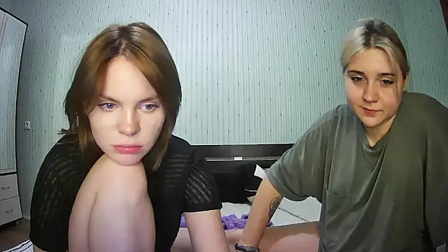 ChrisGirls online show from February 1, 2025, 5:26 pm