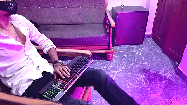 Habibi big b online show from October 23, 2025, 6:06 pm