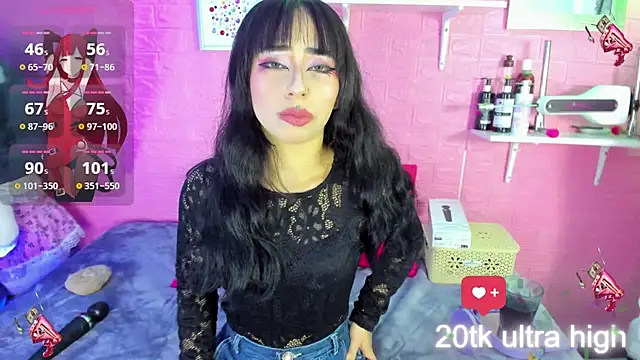 hanna  azumi online show from January 19, 2026, 1:31 am