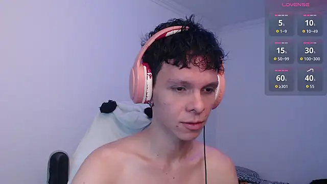 bryamado69 online show from March 16, 2026, 9:28 pm