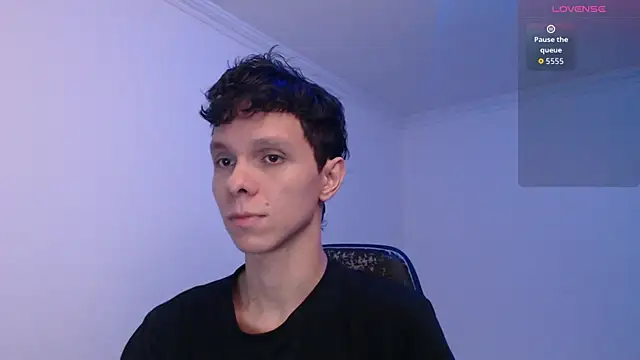 bryamado69 online show from March 25, 2026, 12:15 pm