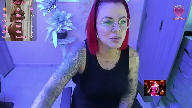 Snapshot of KAROL_MILF chatting on May 5, 2026, 12:02 am KAROL MILF online show from May 5, 2026, 12:02 am