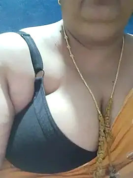 Snapshot of tamilthanushri chatting on May 19, 2026, 8:38 pm tamilthanushri online show from May 19, 2026, 8:38 pm
