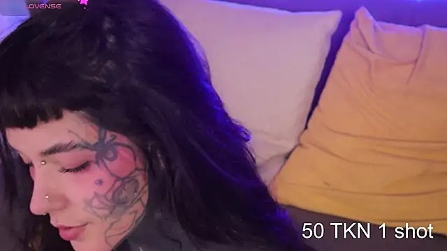 Snapshot of FairyFlexxxx chatting on February 24, 2026, 12:44 am FairyFlexxxx online show from February 24, 2026, 12:44 am