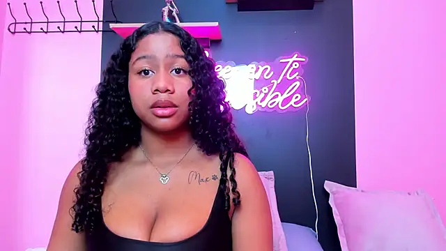 Sofi Fox  online show from March 21, 2025, 4:29 pm