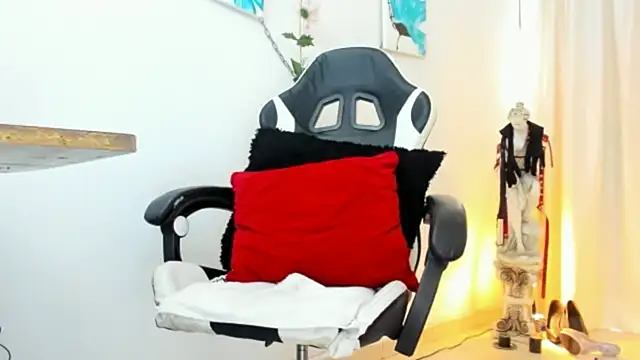 Bethanyjhonson online show from January 4, 2025, 3:07 pm