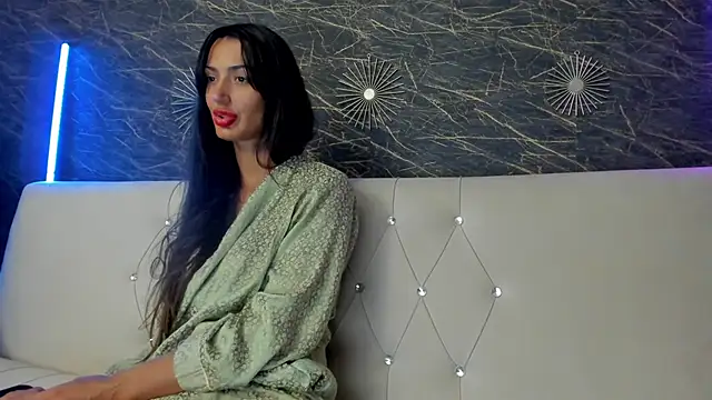 Snapshot of moona_ray chatting on September 23, 2025, 7:43 pm moona ray online show from September 23, 2025, 7:43 pm
