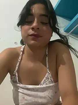 mysteriousgirl20 online show from February 6, 2025, 1:21 pm