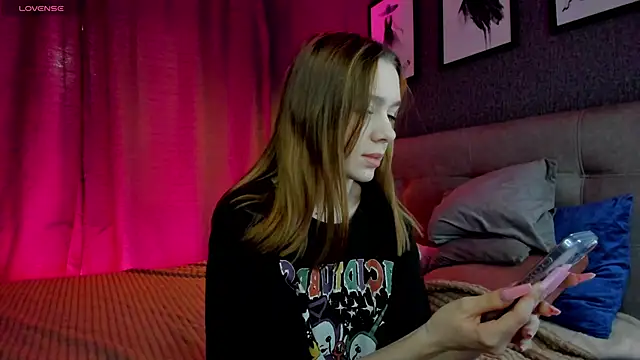 Snapshot of Lesi_Moonie01 chatting on February 13, 2026, 9:09 am Lesi Moonie01 online show from February 13, 2026, 9:09 am