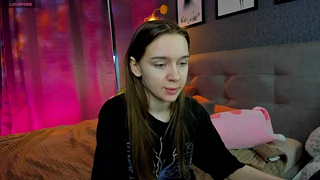 Lesi Moonie01 online show from December 4, 2025, 8:35 am