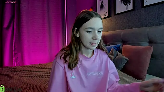 Snapshot of Lesi_Moonie01 chatting on February 22, 2026, 9:22 am Lesi Moonie01 online show from February 22, 2026, 9:22 am