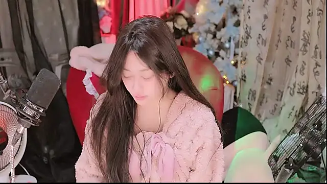 Snapshot of Missy_Nana21 chatting on February 7, 2026, 2:58 pm Missy Nana21 online show from February 7, 2026, 2:58 pm