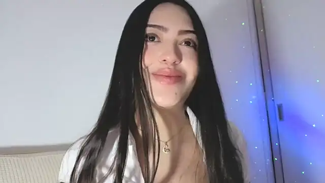 Sweet-Sophiee online show from April 25, 2026, 3:42 am