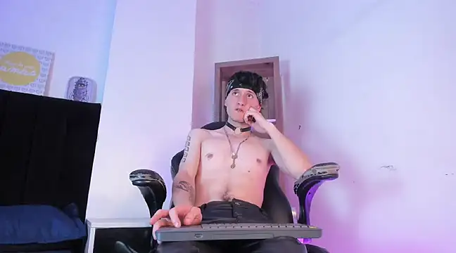 DemianPrince online show from January 11, 2025, 9:36 am