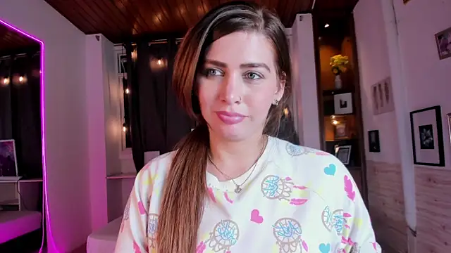 Laurent Williams online show from February 22, 2025, 2:28 am