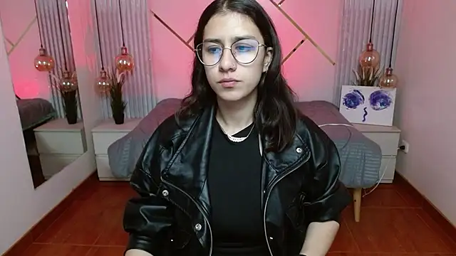 Lita Rogers online show from April 6, 2026, 1:01 pm