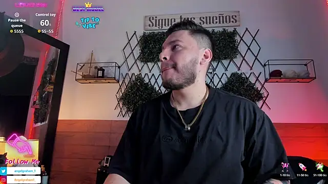 Angelgraham 1 online show from November 3, 2025, 5:05 pm