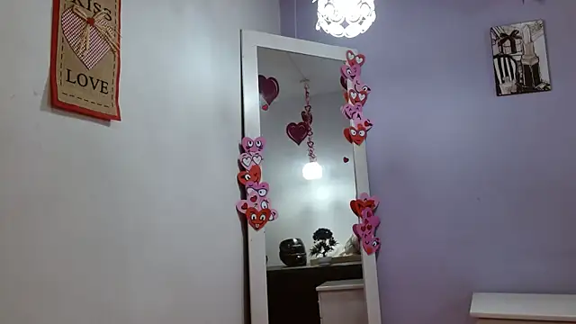 Snapshot of Kimandyuk chatting on February 11, 2025, 7:59 pm Kimandyuk online show from February 11, 2025, 7:59 pm