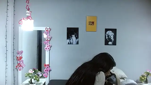 Snapshot of Kimandyuk chatting on March 14, 2025, 7:12 pm Kimandyuk online show from March 14, 2025, 7:12 pm