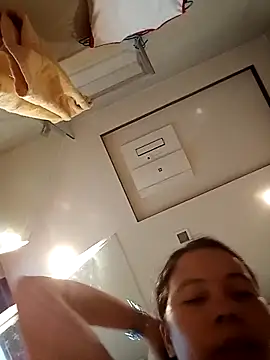 doggiepossession online show from September 15, 2025, 5:08 am