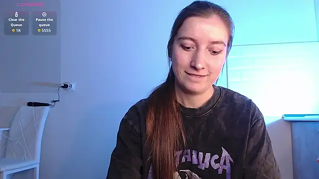 Eva Hailey  online show from January 15, 2026, 4:16 am