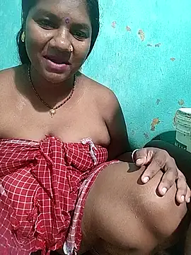 Snapshot of pujavinod chatting on October 20, 2025, 6:04 am pujavinod online show from October 20, 2025, 6:04 am