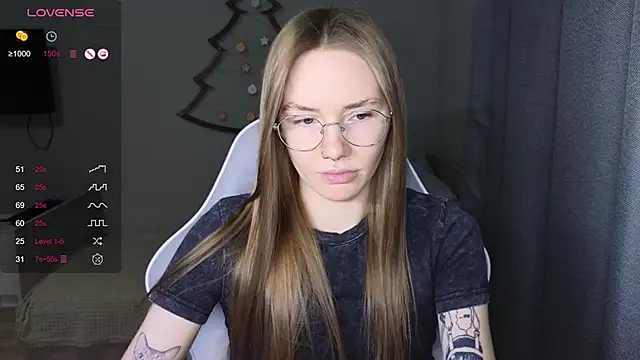 littlevildevil online show from January 13, 2026, 10:52 am