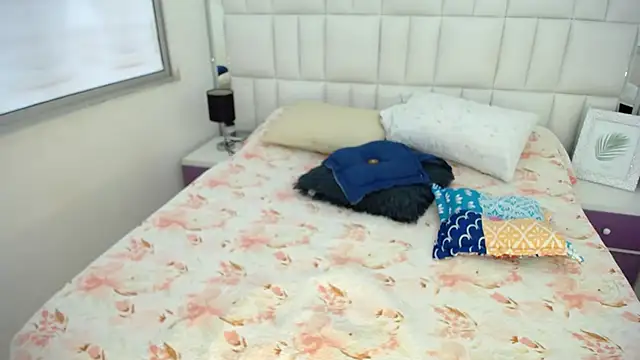 anna alvarez online show from February 23, 2026, 11:44 am