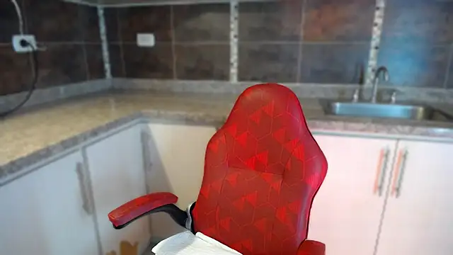 anna alvarez online show from October 27, 2025, 12:28 pm