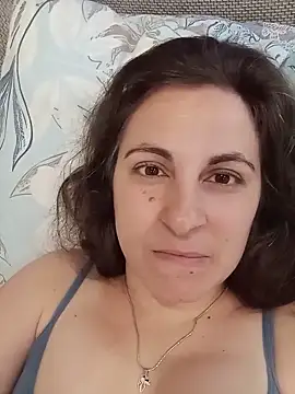ShelaDiass online show from May 23, 2026, 6:01 am