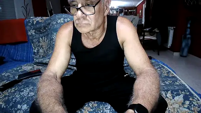 maduroguapo online show from May 17, 2026, 9:15 pm