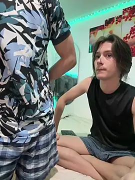 Snapshot of Alex_and_Fabian chatting on February 9, 2026, 3:15 am Alex and Fabian online show from February 9, 2026, 3:15 am