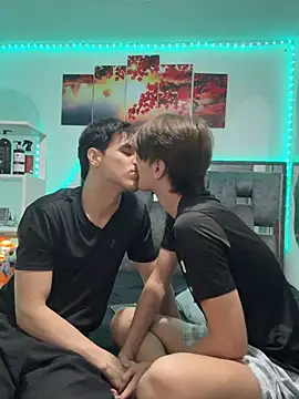 Alex and Fabian online show from April 18, 2026, 2:36 am