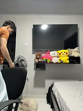 Snapshot of Alex_and_Fabian chatting on February 24, 2026, 5:08 am Alex and Fabian online show from February 24, 2026, 5:08 am