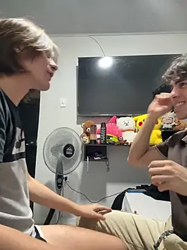 Snapshot of Alex_and_Fabian chatting on February 14, 2026, 4:56 am Alex and Fabian online show from February 14, 2026, 4:56 am