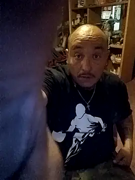 wilsons12 online show from March 25, 2026, 2:01 am